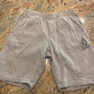 Volcom Rainmaker Fleece Shorts Boys/Youth Size 14